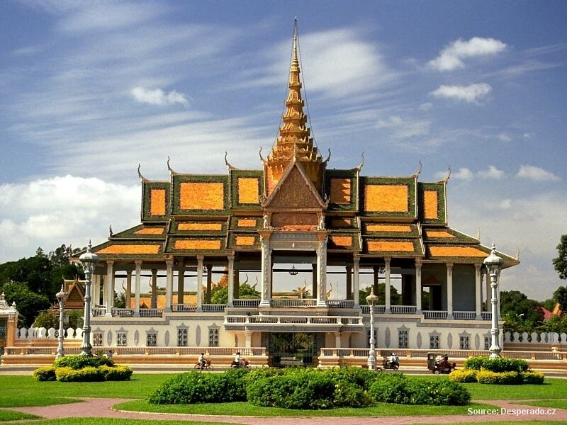 Královský palác v Phnompenhu (Kambodža)