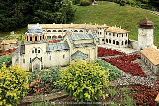 Zmenšený svět v parku Minimundus v Klagenfurtu (Rakousko)