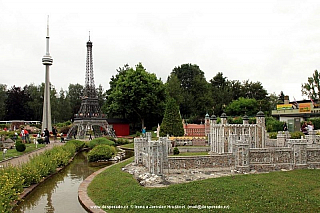 Zmenšený svět v parku Minimundus v Klagenfurtu (Rakousko)