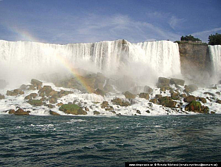 Niagarské vodopády (Kanada)